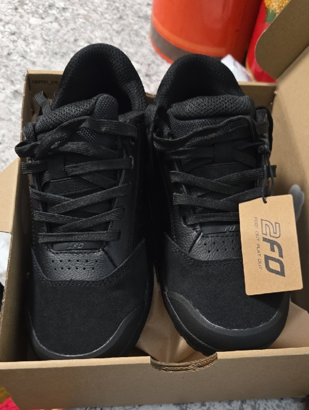 SPECIALIZED 2FO Roost Flat Pedal Shoe, NEW!!! SIZE 40